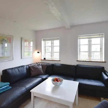 Three-bedroom Holiday In Juelsminde Ferienhaus
